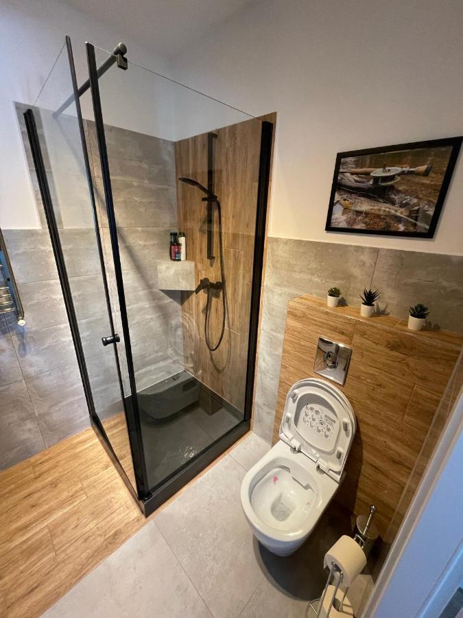 Fly Adventures- Dom Wedkarza Apartment Lesna Exterior photo
